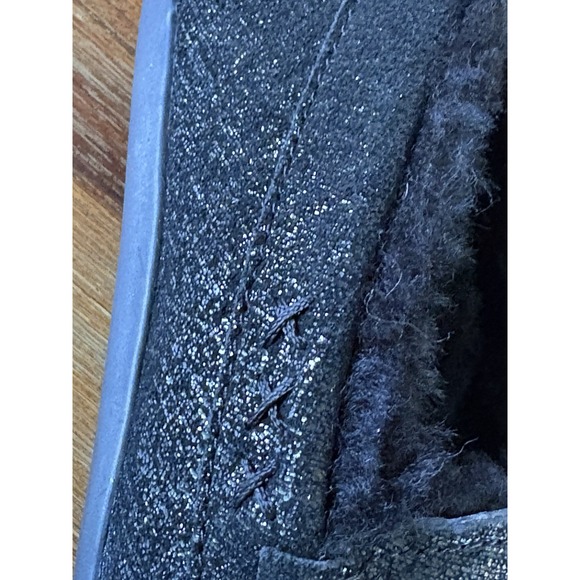 Abeo Leather Slippers Size 8 Black Leather Sparkle Moccasins Sheepskin Lining - Picture 3 of 16